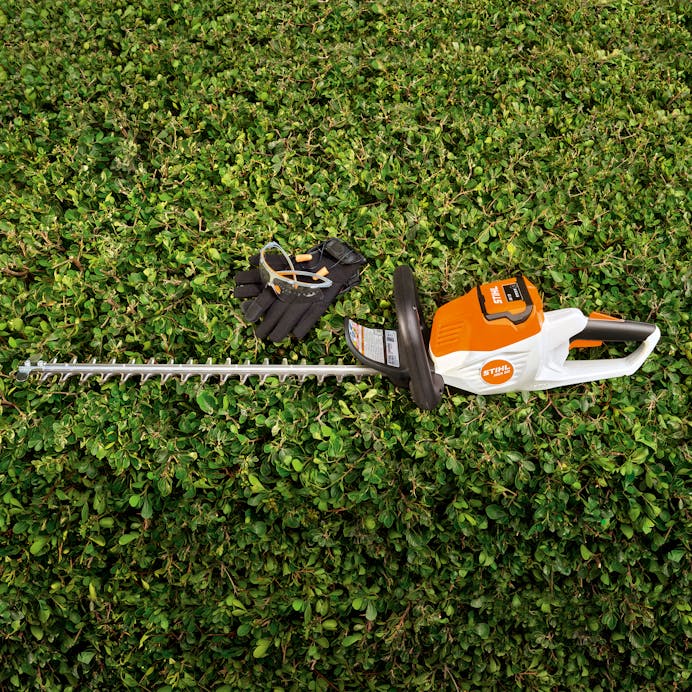 STIHL® HSA 50 SET Cordless hedge trimmer